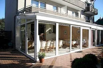 Airport Karsten Hotel