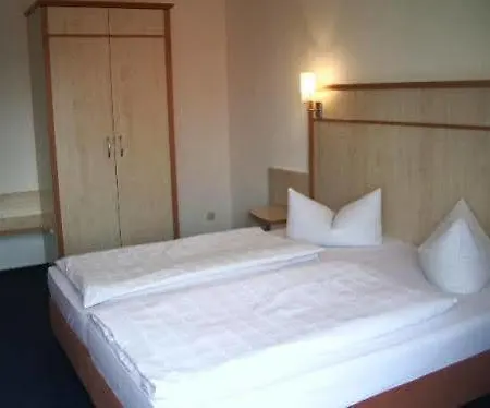 Airport Karsten 3* Cologne