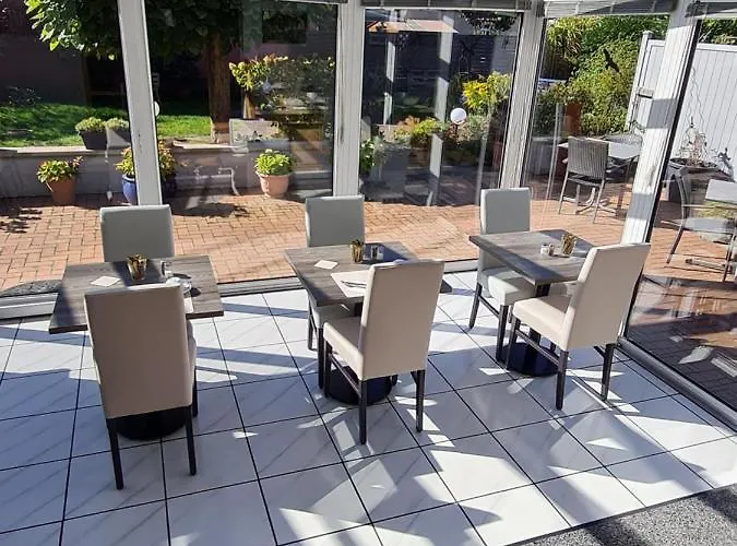 Airport Karsten 3* Cologne