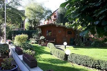 Airport Karsten Hotel 3*