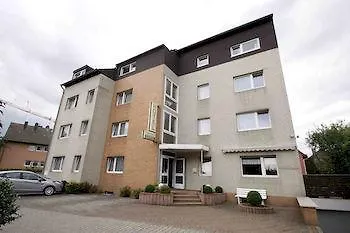 Airport Karsten Hotel 3*